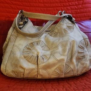 Coach Madison Maggie 16504 - Cream